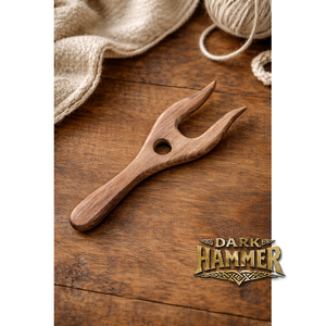 Fourche à tisser en bois artisanale à double denture et finition bois naturel lisse pour la manipulation du fil et les travaux textiles - Product Image 2