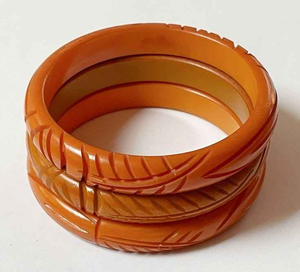 Bracelet jonc en résine coloré, bracelet empilable en résine, bijoux de mode bohèmes uniques et exclusifs de créateur - Product Image 6