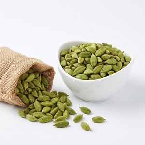 Natural Green Cardamom Whole Pods 10MT for Middle Eastern Sweets Green Cardamom Bulk Supply Premium Export Grade - Product Image 1