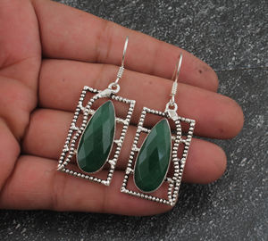 Pendientes Colgantes Minimalistas Vintage de Jade Verde con Puntos en Forma de Gota, Plateados en Plata de Ley 925, Delicados, para Regalo de Boda o Fiesta - Product Image 3