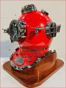 Casco de Buceo de 18 Pulgadas, Modelo Mark V de la Marina de los Estados Unidos, Color Rojo, con Base - Product Image 3