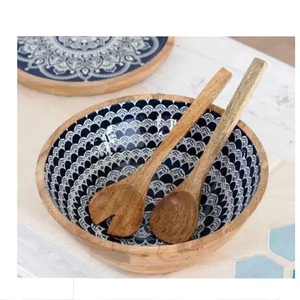 Ensemble de bols à salade ronds en bois d'acacia sur mesure, avec logo imprimé en émail sur bois massif et motif grain de bois, pour aliments et fruits - Product Image 6