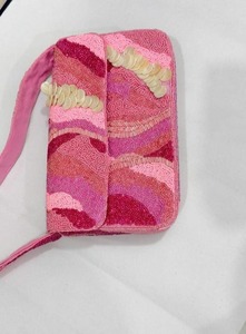 Bolso de noche con cuentas de diseño, hecho a mano con lentejuelas y bordado de cuentas en forma de lágrima - Product Image 6