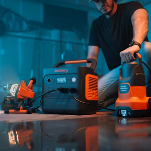 Estación de Energía Portátil Jaackery Explorer 2000 v2, Apta para Interiores, Batería LiFePO4 de 2042 Wh, Generador Solar de 2200 W - Product Image 5