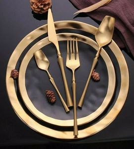 ชุดช้อนส้อมโลหะทันสมัยสำหรับชุดอาหารค่ำ ชุดช้อนส้อมโลหะหรูหรา - Product Image 1