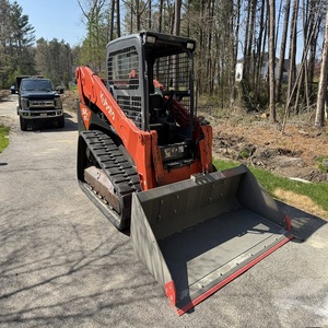 ขายส่งรถตักล้อยาง Kubota แบบตีนตะขาบ เครื่องยนต์สำหรับงานเกษตรและก่อสร้าง - Product Image 1