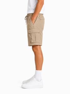 Pantalones cortos cargo beige para hombre, corte relajado, estilo utilitario, informales, de verano, con múltiples bolsillos, para actividades al aire libre, con cordón en la cintura - Product Image 2