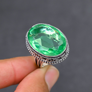 Superbe Bague Tendance Vert Pomme en Pierre de Peridote, Argent Massif 925, Bijoux Faits Main, Vente en Gros - Product Image 1