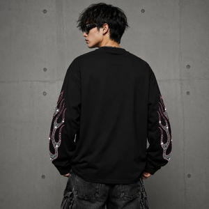 เสื้อยืดคอกลมแขนสั้นประดับเพชรเทียมแบบกำหนดเองสำหรับผู้ชาย สตรีทแวร์ ผ้าฝ้าย ทรงโอเวอร์ไซส์ รับทำโลโก้ตามสั่ง ผู้ผลิต OEM ขายส่ง - Product Image 4