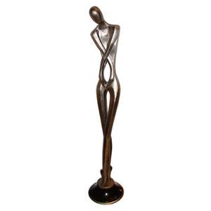 Escultura artística de aluminio fundido que transmite una restricción emocional, claridad estructural y una intención escultórica duradera. - Product Image 4