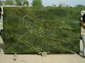 Dalles et carreaux de marbre vert forêt de haute qualité, polis, pour revêtements muraux et sols modernes de luxe, pierre écologique prête à l'emploi - Product Image 3