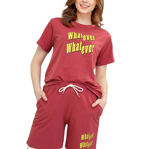 Ensemble tendance pour femmes, t-shirt imprimé + short, ensemble coordonné pour femmes, coupe décontractée, ensemble d'été pour tenue décontractée - Product Image 3