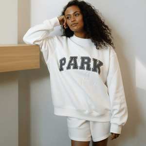 Elegante Top Oversize de Cuello Alto para Mujer, de Felpa de Poliéster/Algodón, de Secado Rápido, Ecológico, Casual, con Logo Frontal, Fabricación OEM - Product Image 4