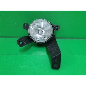 Ensemble de feux antibrouillard avant droit Korando (désigné droit) d'occasion OEM 8320234050 - Product Image 1