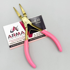 Pinza Profesional para Extensiones de Cabello de Acero Inoxidable de Grado Quirúrgico con Superficie Plana y Mango Dorado y Rosa con Etiqueta Privada - Product Image 3