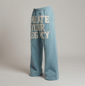 Pantalon de survêtement ample et épais pour homme, coupe décontractée, avec broderie et patchs effet usé, jambe large droite - Product Image 4