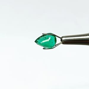 Esmeralda verde de 2.80 quilates, forma de pera, de Zambia, piedra preciosa suelta, tabla Ratti 3.25 - Product Image 4