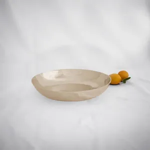 ZAHID EXPORTS - Tazón para Servir de Metal Martillado con Acabado Dorado Hecho a Mano, Plato Redondo Decorativo para Frutas y Ensaladas para el Hogar, Hoteles y Restaurantes - Product Image 1