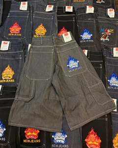 Pantalones Cortos Holgados Estilo Hip Hop con Bolsillo Trasero Grande y Diseño Estampado - Product Image 4