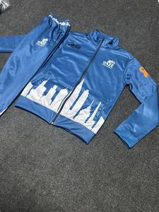 Conjuntos de entrenamiento cómodos y transpirables para correr y hacer deporte, paquete de chándal para hombre con polos personalizados para equipos y clubes. - Product Image 2