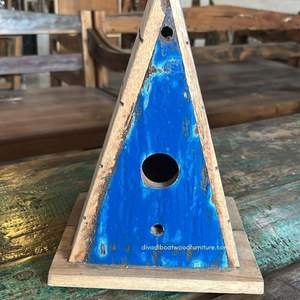 Nichoir pour oiseaux en bois recyclé, fait main, durable, en forme de bateau, couleur bois vieilli, cage à oiseaux originale, pour petits oiseaux d'extérieur - Product Image 3