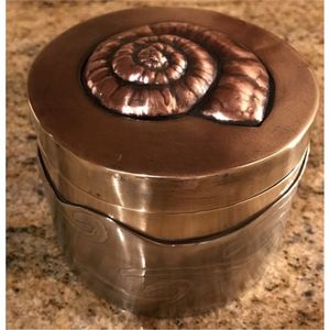 Envase de Metal Dorado de Lujo para Velas con Tapa Hermética, 10oz 12oz, Recipiente de Metal Dorado Mate para Fabricación de Velas, Venta al Por Mayor - Product Image 4