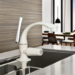 Robinet de pilier blanc PTMT pour évier de cuisine et lavabo de salle de bain Robinet en plastique long incurvé avec connexion filetée - Product Image 3