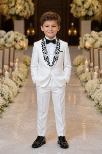 Costume de mariage blanc sur mesure pour garçons avec revers châle brodé de fleurs noires |   Ensemble de costume formel pour enfant pour la cérémonie de porteur d'alliances - Product Image 1