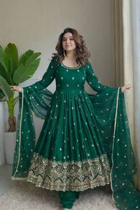 Elegant Blue Silk Salwar Kameez With Embroidered Dupatta Traditional Women's <b>Wedding</b> Wear India Pakistan - Product Image 4