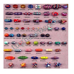 Vente en gros de perles rondes en verre colorées fantaisie perles rondes en verre bijoux de mode artisanat indien - Product Image 1