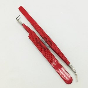 Pince à épiler professionnelle rouge à 90 degrés pour extensions de cils – Ensemble durable antidérapant de qualité supérieure à prix avantageux - Product Image 4