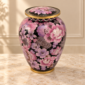 Urna Clásica con Diseño de Mariposa, Metal Negro con Patrón Botánico y Detalles en Dorado, Recuerdo Conmemorativo Decorativo - Product Image 6