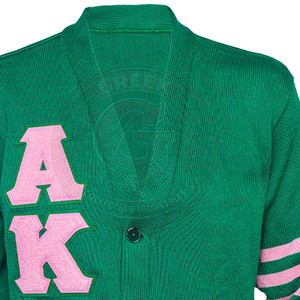 Cardigan en acrylique tricoté vert pour homme, pulls pour femme, avec lettrage AKA grec rose, manches rayées, col en V, boutons sur le devant - Product Image 2