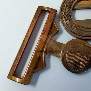 Boucles en fer pour uniformes de cérémonie de marque privée, haute performance - Product Image 6