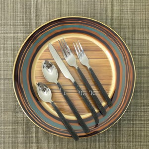 High Quality 18/10 Stainless Steel Portuguese Modern Design Good Design Brand Cutlery <b>Set</b> 4 Black Silver <b>Flatware</b> <b>Sets</b> - Product Image 3