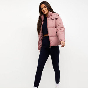Chaqueta Deportiva Ajustada Personalizada para Mujer, Precio de Fábrica, Chaqueta Acolchada Personalizada para Mujer - Product Image 3