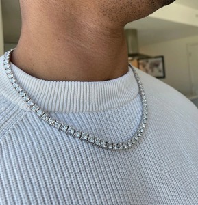 Collar de cadena de tenis con diamantes de calidad premium para hombres y mujeres con diamantes certificados disponible a un precio razonable. - Product Image 2