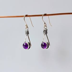 ต่างหูอเมทิสต์ชุบทอง/เงิน เงินแท้ พลอยธรรมชาติ เครื่องประดับทำมือสำหรับผู้หญิง ของขวัญวันครบรอบสุดคลาสสิก - Product Image 4