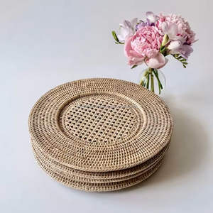 Wholesale Natural Rattan Charger Plates Handmade Durable Lightweight Table Decor Ideal for Restaurants Resorts Wedding Setting - Product Image 5