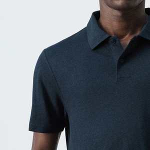 Camiseta Moderna para Hombre con Cuello Camisero y Cierre de Botones, Diseño de Alta Calidad, Confección a Medida, Algodón - Product Image 3