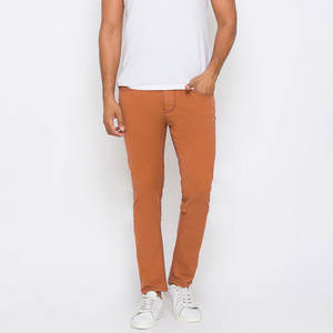 Pantalon en jean pour homme en matériau durable, disponible en gros, logo/couleurs personnalisables, anti-plis, qualité supérieure - Product Image 4