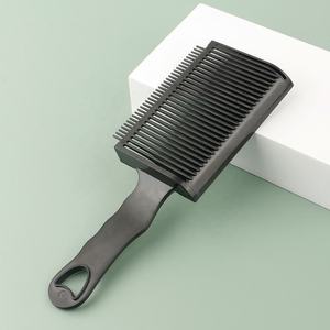 Peine de peluquería profesional de marca privada para cortar y peinar el cabello en barberías - Product Image 4