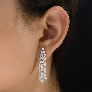 ต่างหูเพชรทรงหยดน้ำรูปทรงลูกแพร์ CVD ขนาด 3.95 กะรัต ทองคำขาว 14k - Product Image 4