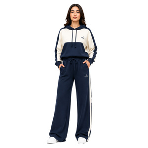 Conjunto Casual Moderno para Mujer, Sudadera Holgada de Moda, Pantalones Anchos con Logotipo Personalizado y Franja Lateral en Contraste - Product Image 1