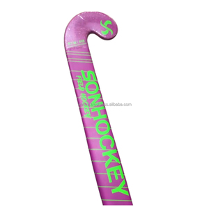 Vente en gros de bâtons de hockey sur gazon en fibre de carbone, équipement de hockey professionnel pour les matchs et l'entraînement, fabricant et fournisseur OEM personnalisé - Product Image 1