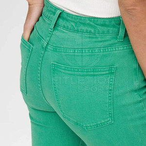 Jeans Rectos Casuales para Mujer, Diseño Personalizado con su Propio Logotipo, 100% Algodón Ecológico, Teñido Liso, Cómodos para Verano - Product Image 6