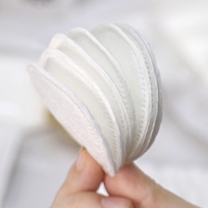 Lingettes nettoyantes pour le visage anti-acné de qualité supérieure, parfumées, démaquillantes, douces mais efficaces - Product Image 4