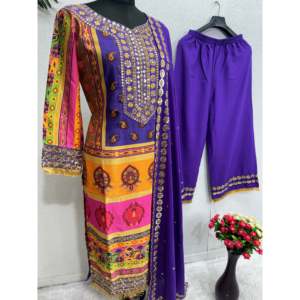 Magnifique ensemble haut, bas et dupatta en mousseline de soie avec impression numérique et travail manuel - Product Image 3