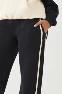 Plus Size <b>Women's</b> <b>Black</b> Wide Leg Sweatpants Mid Waist Elastic Drawstring Loose Fit Full Length Casual Knitted Cotton <b>Pants</b> With - Product Image 6