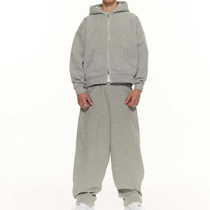 Conjunto deportivo informal de 2 piezas para hombre con sudadera con cremallera y pantalones deportivos para correr o calentarse. - Product Image 4